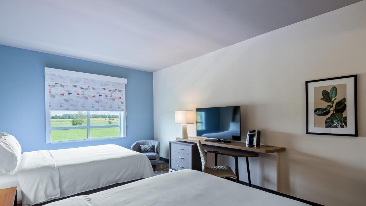 - Northeast By Ihg Clarksville